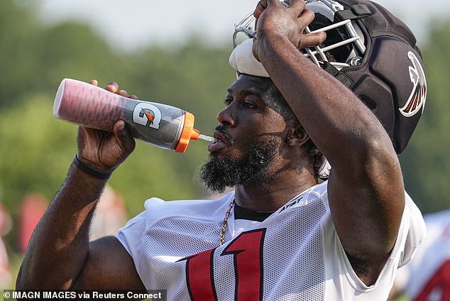 Atlanta Falcons dealt HUGE blow as first-round pick ‘tears his ACL’ and is carted off in training camp heartbreak
