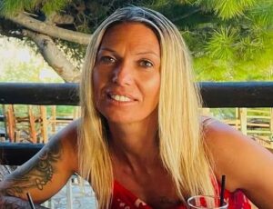 British mother dies after being caught in Spain’s deadliest wildfire while her partner fights for his life after inferno that killed 13