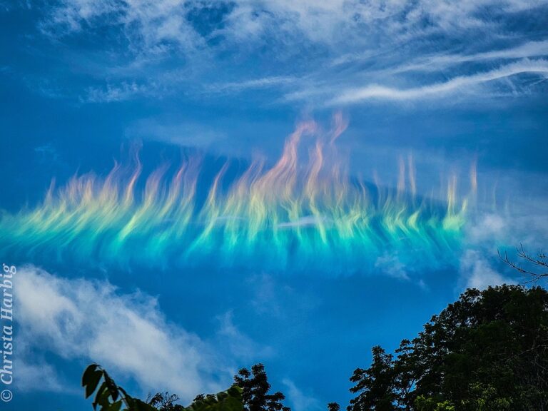 APOD: 2026 August 2 – A Fire Rainbow over West Virginia