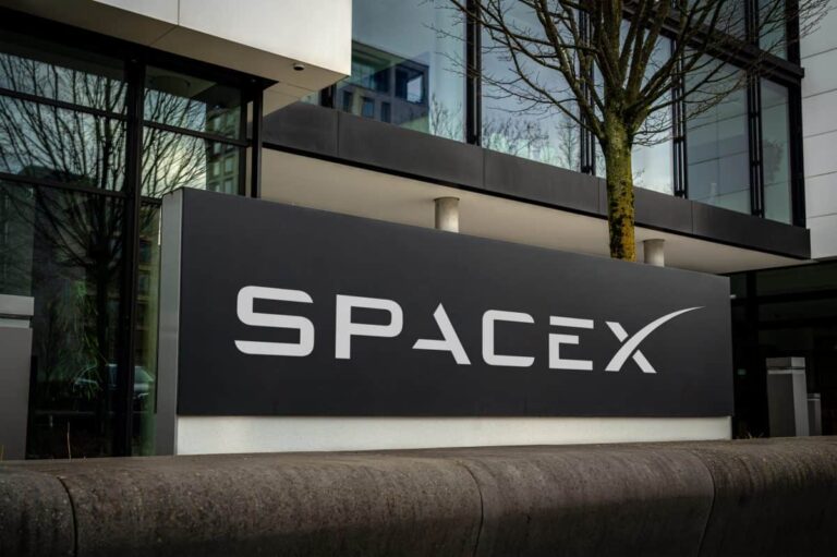 If you’d invested £10,000 in SpaceX stock at the top, here’s what you’d have now