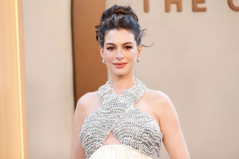 The Book That Made Anne Hathaway Say ‘Gimme!’ May Soon Be A TV Show