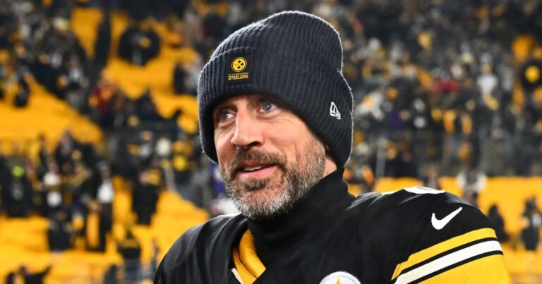 Aaron Rodgers Credits Mystery Wife for His Family Reunion