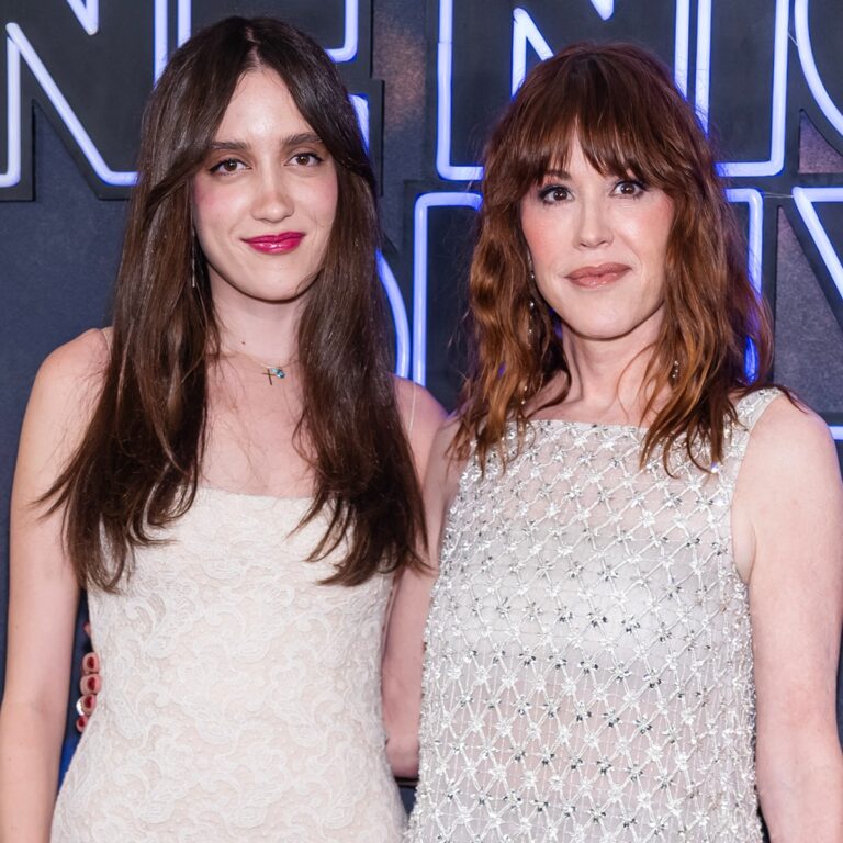 Molly Ringwald Reveals Dating Advice for Daughter Mathilda 